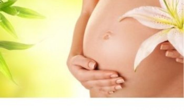 Massage prénatal pour la femme enceinte à La Possession. Natur'SPA